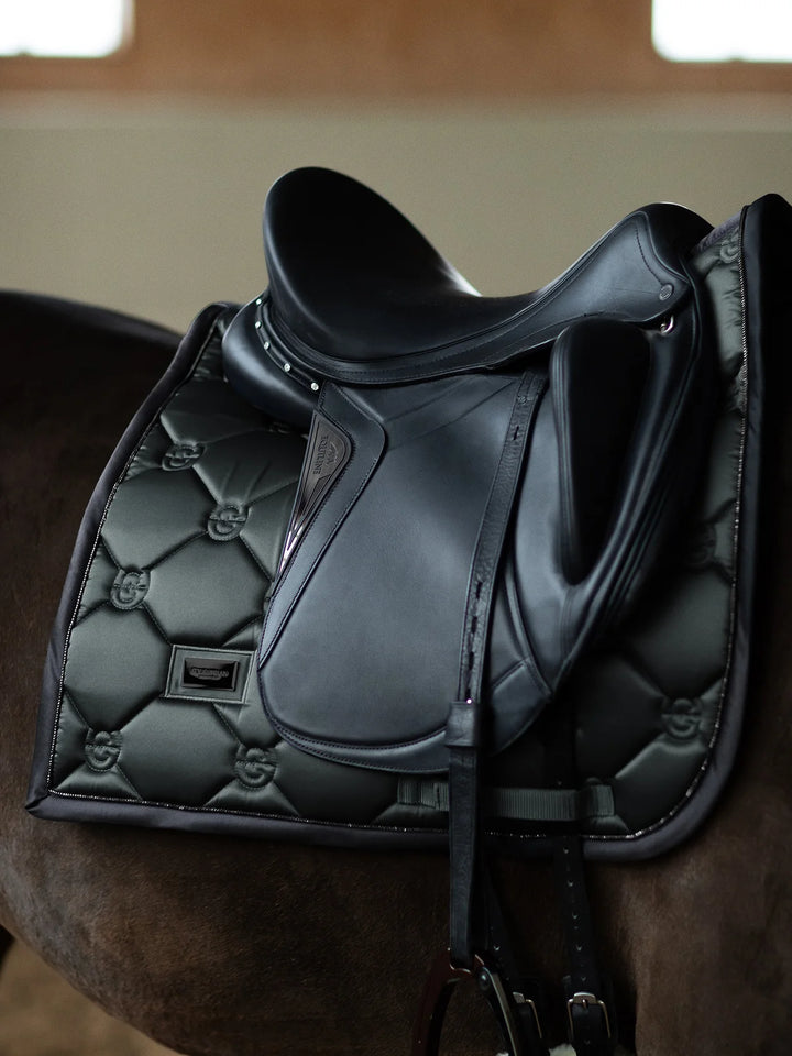 Equestrian Stockholm Dressur Underlag - Avenue Green