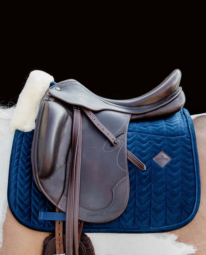 Kentucky Skin Friendly Velvet Dressurunderlag - Navy