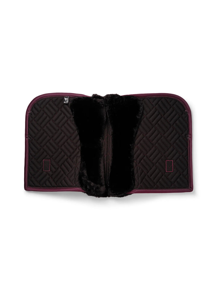Equestrian Stockholm Dressur Underlag - Crystal Mauve Wine Vegan Fur