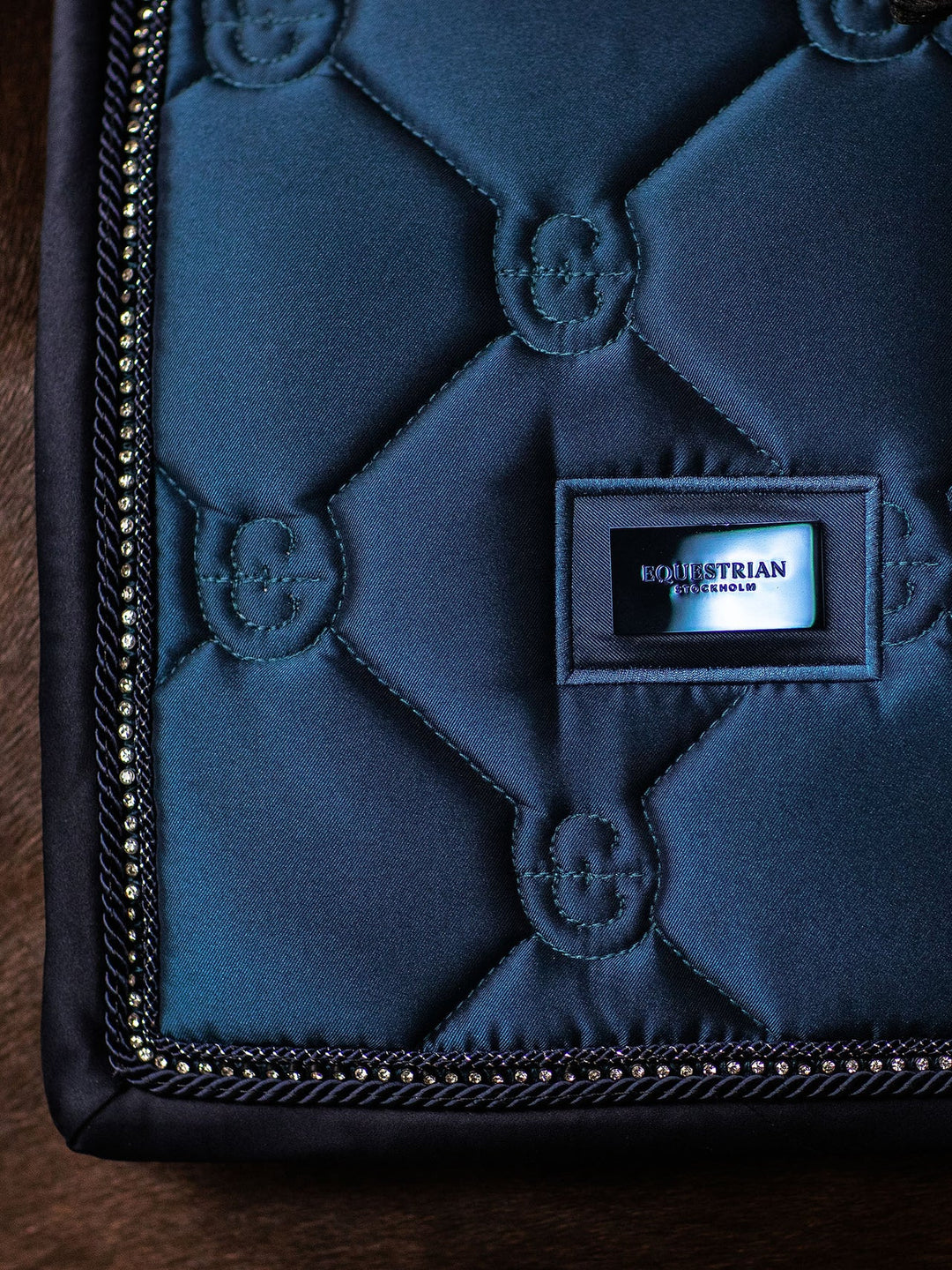 Equestrian Stockholm Dressur Underlag - Crystal Shine Blue Meadow