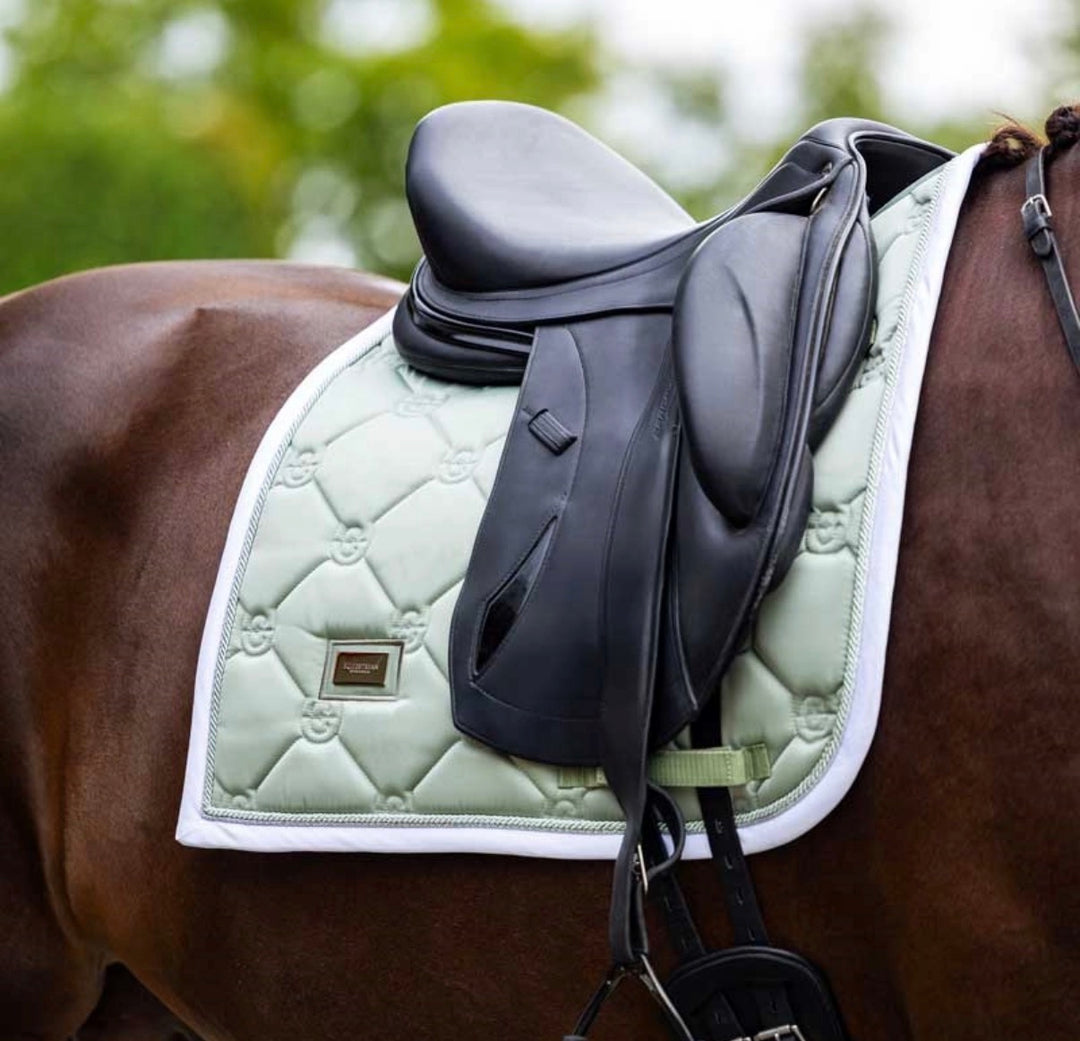 Equestrian Stockholm Dressur Underlag - Pistachio White