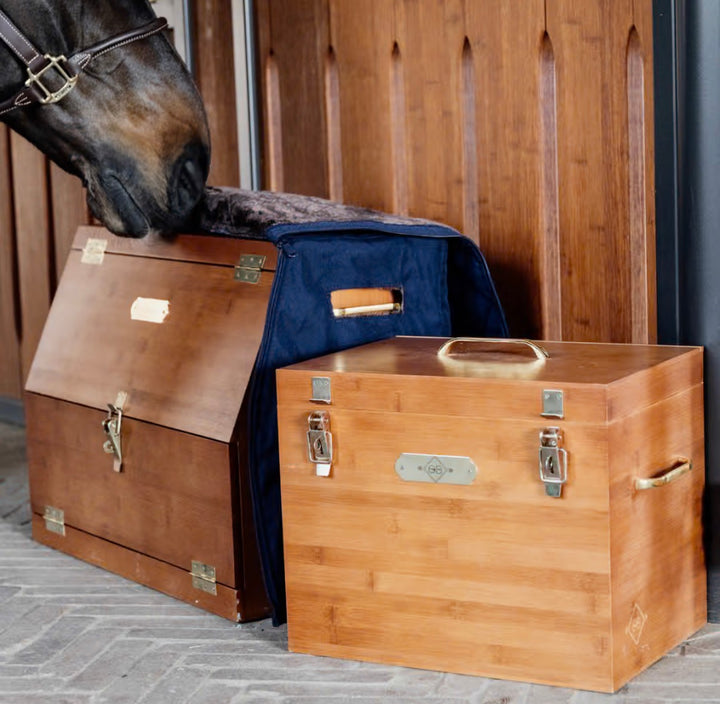 Kentucky Horsewear Grooming Deluxe Striglebox