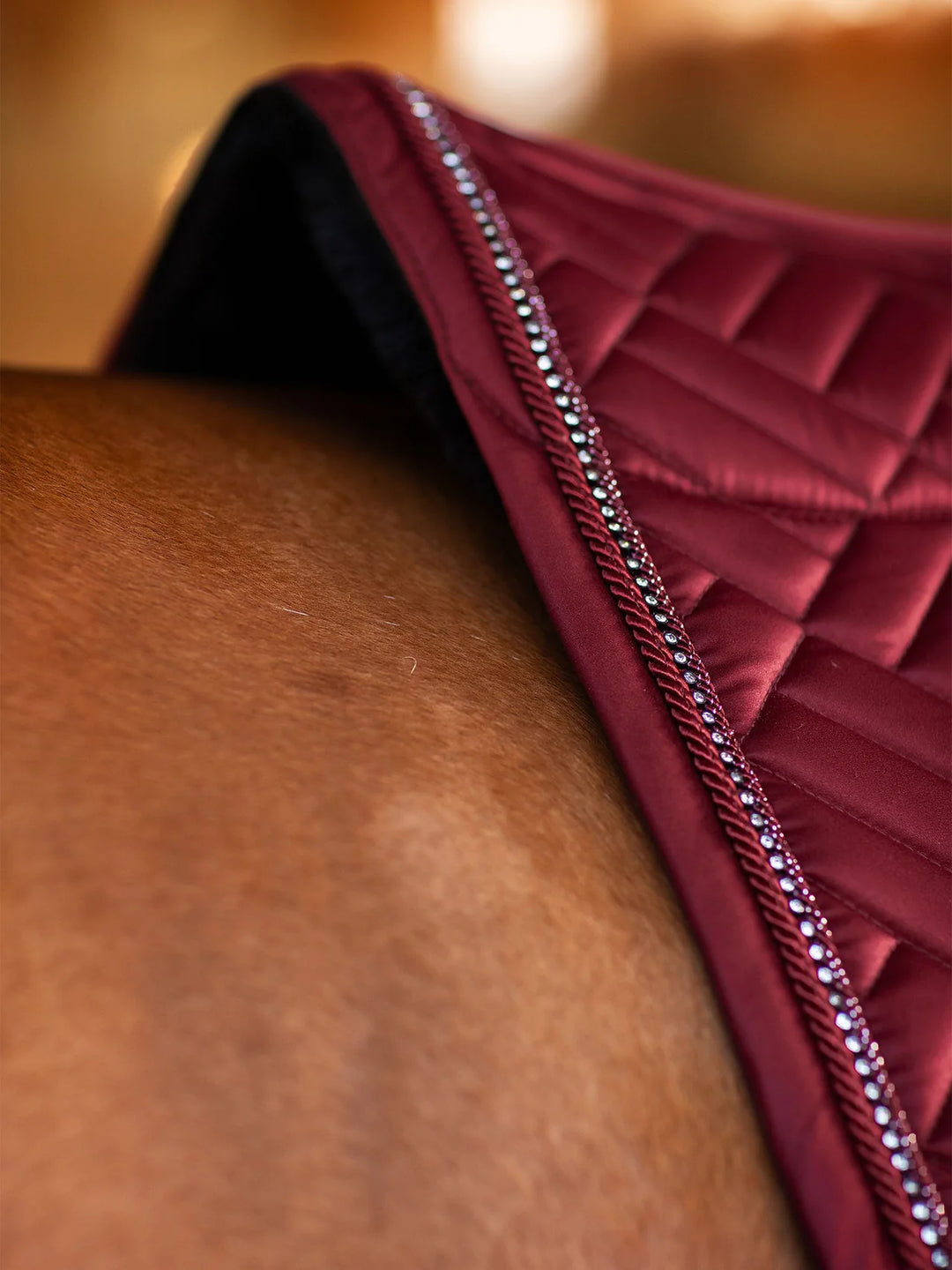 Equestrian Stockholm Dressur Underlag - Bordeaux Vegan Fur