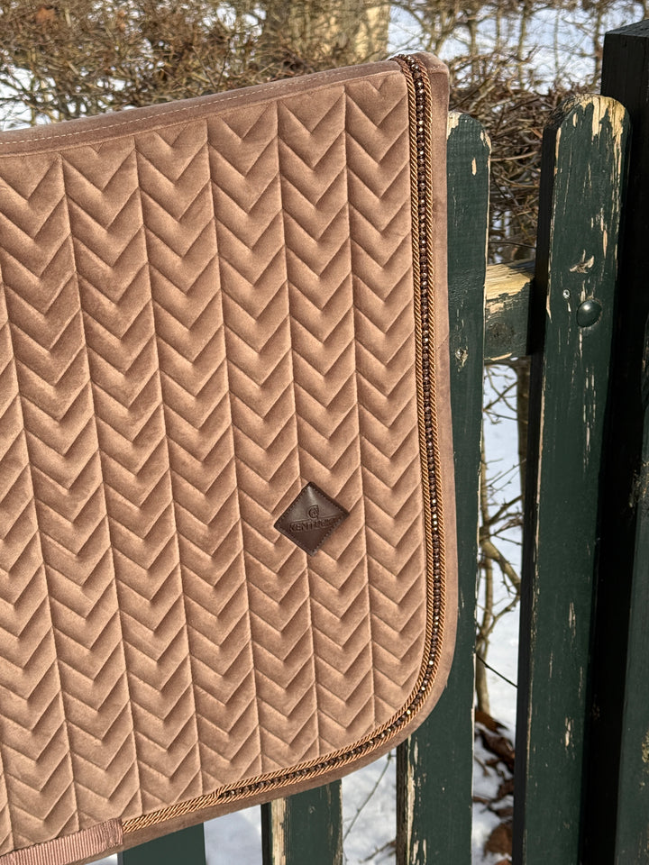 Kentucky Horsewear dressurunderlag Velvet Pearls - Beige