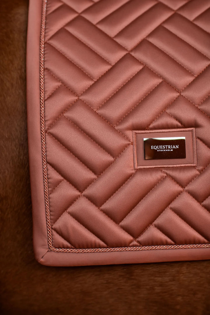 Equestrian Stockholm Dressur Underlag - Modern Coral