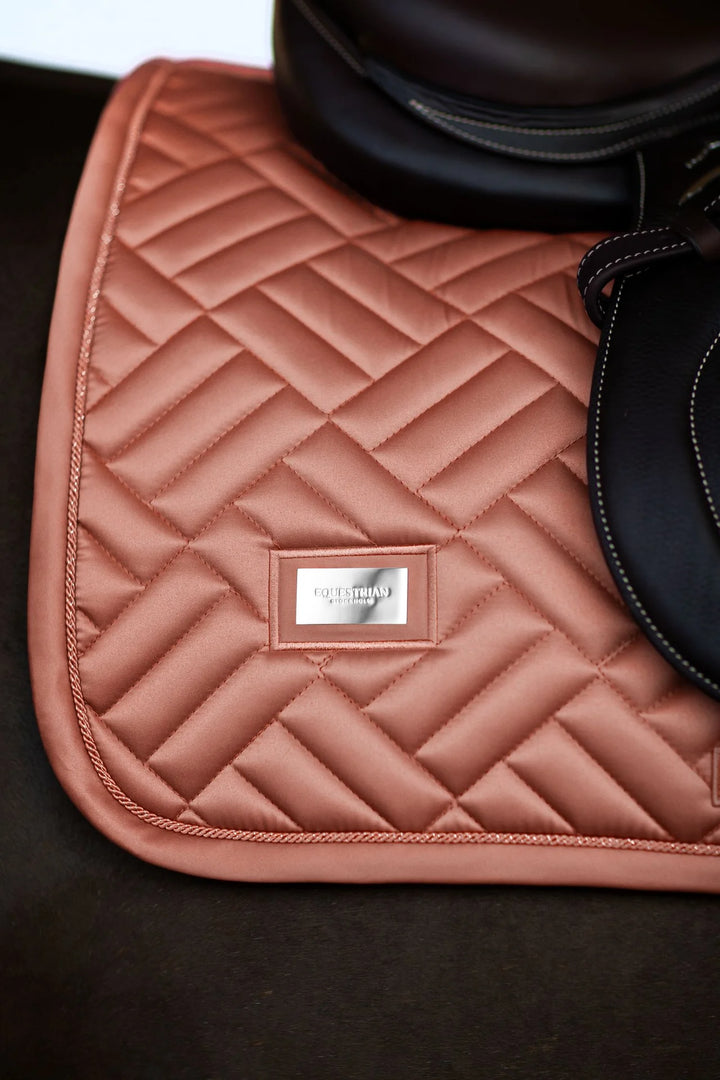 Equestrian Stockholm Spring Underlag - Modern Coral