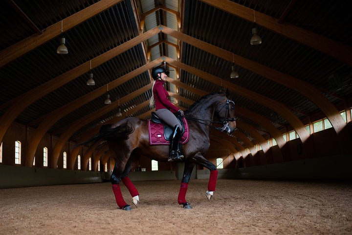 Equestrian Stockholm Dressur Underlag - Bordeaux