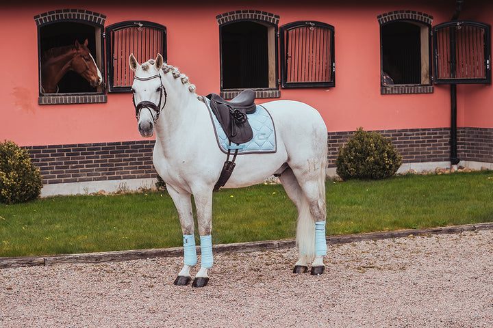 Equestrian Stockholm Dressur Underlag - Ice Blue Pearl